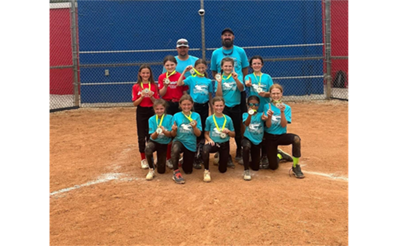 Sharky's 10u team